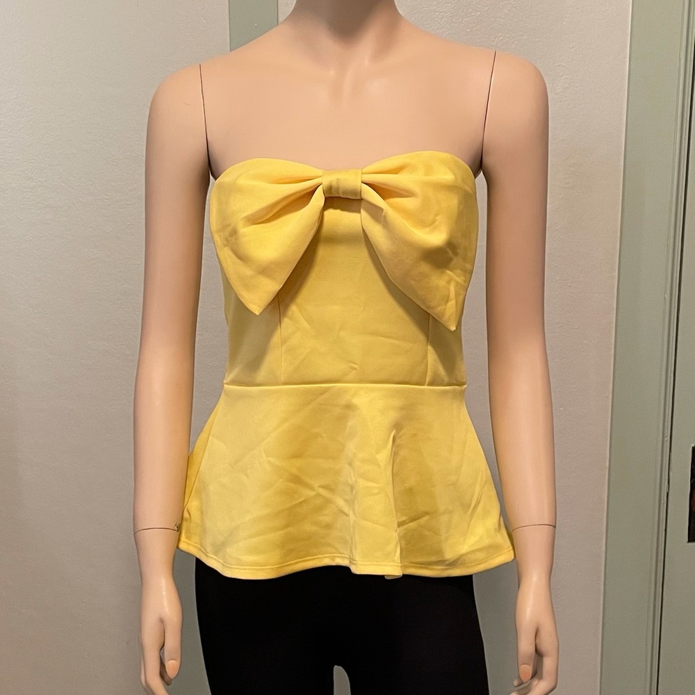 BELLA D Top